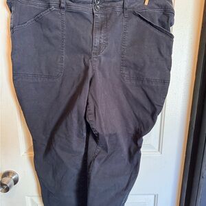 Torrid Women's Black Ankle Jeans